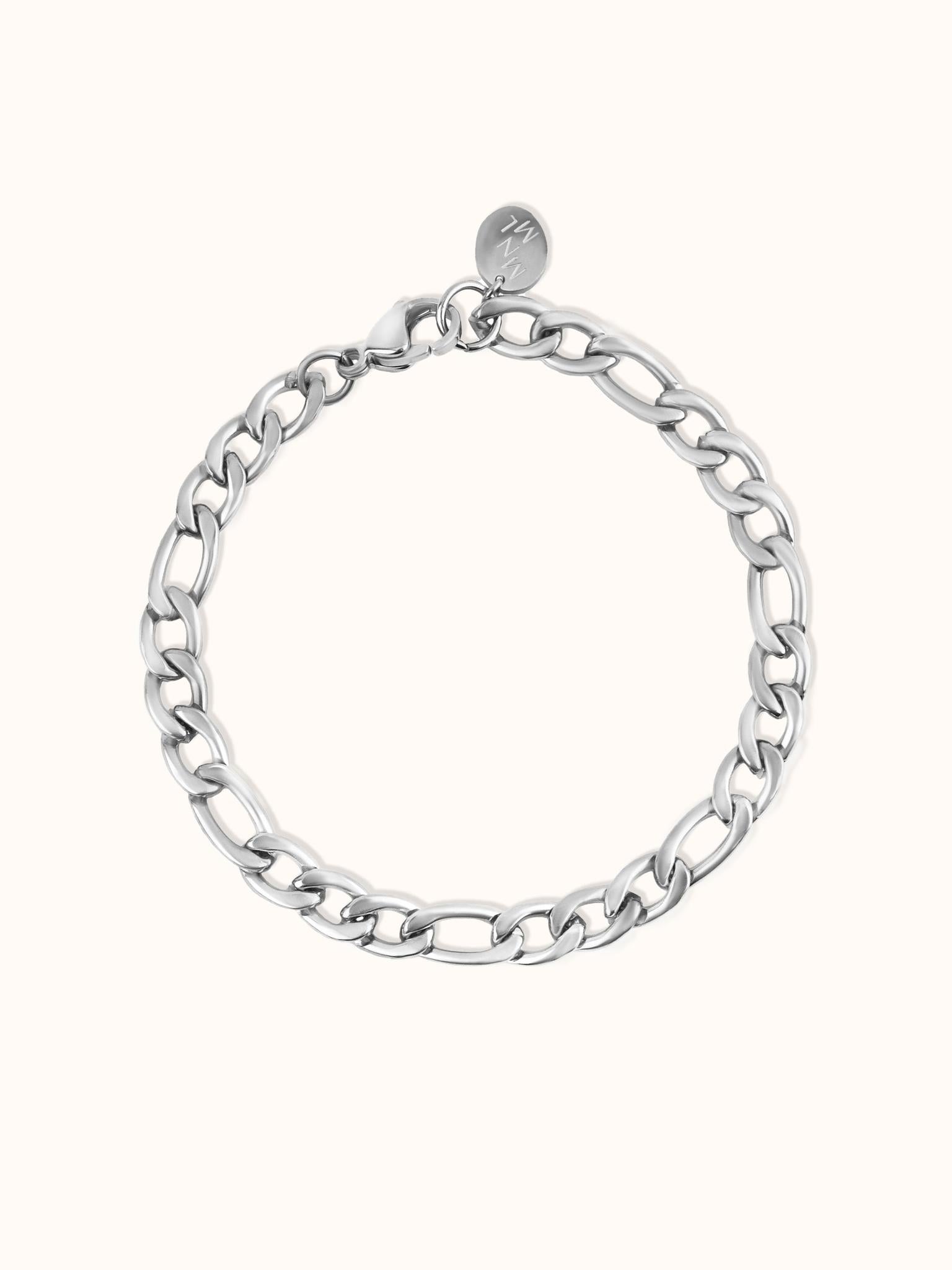 Figaro Chain Essential Bracelet – Minimalist Lab