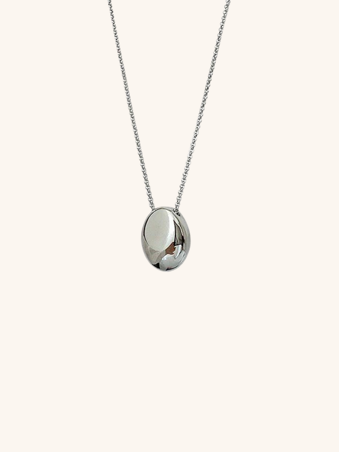 Opulent Oval Pendant Necklace