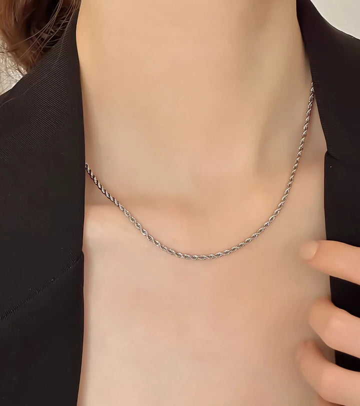 Twist Chain Essential Necklace - Minimalist Lab