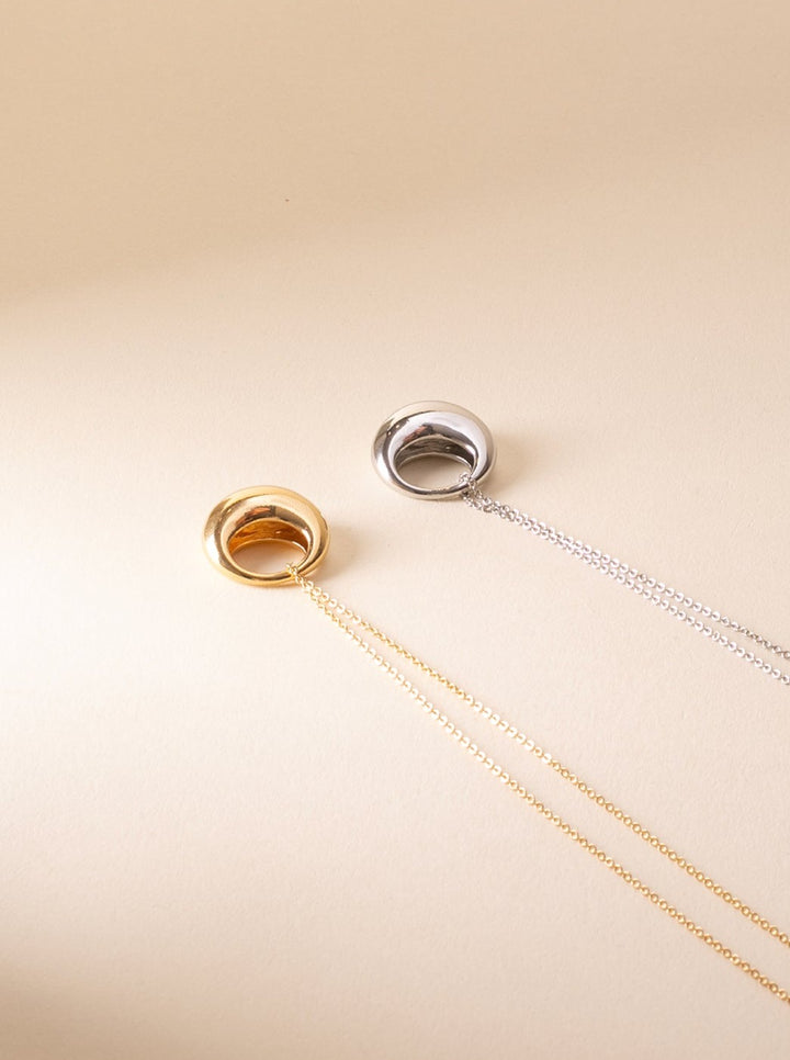 Serene Loop Necklace - Minimalist Lab