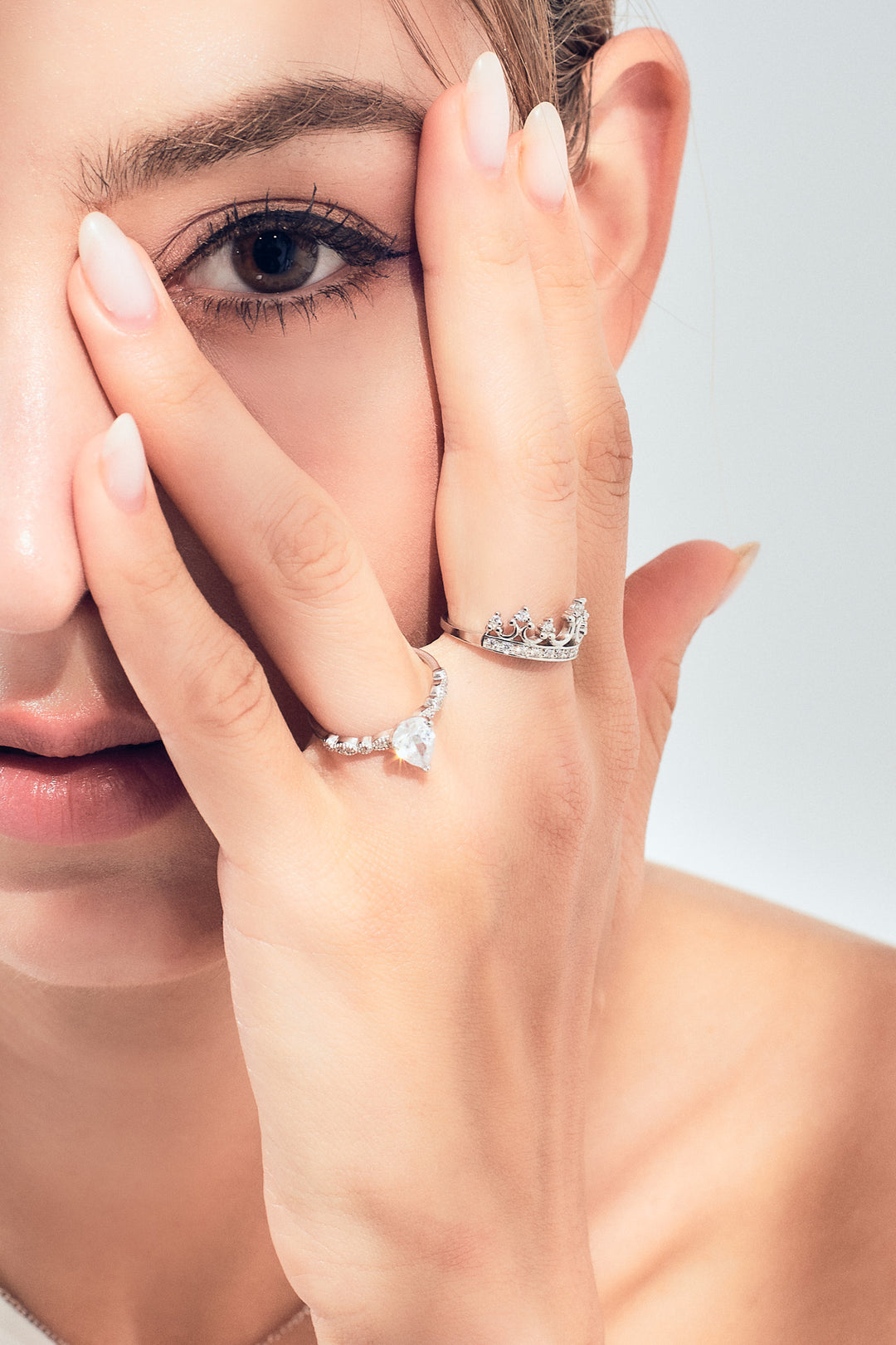 TOVE Teardrop Solitaire MNML LUXE Ring