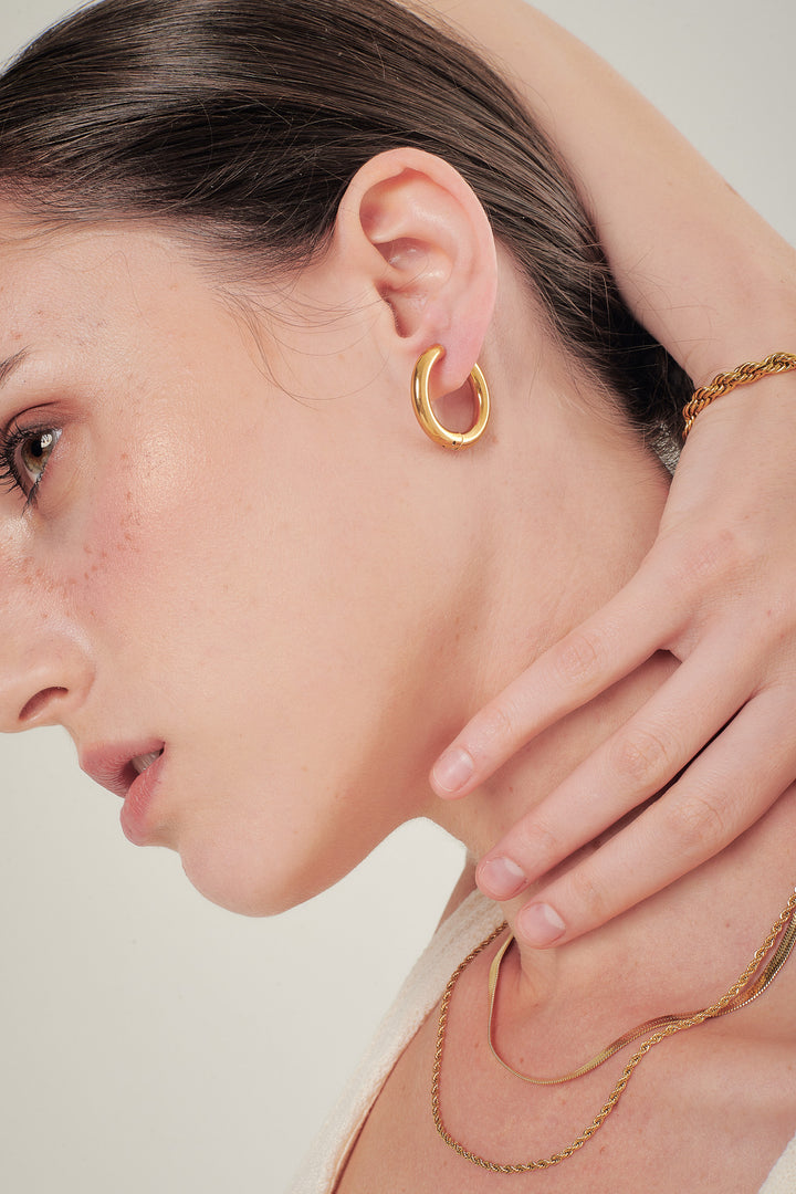 Blanca Bold Essential Hoop Earrings