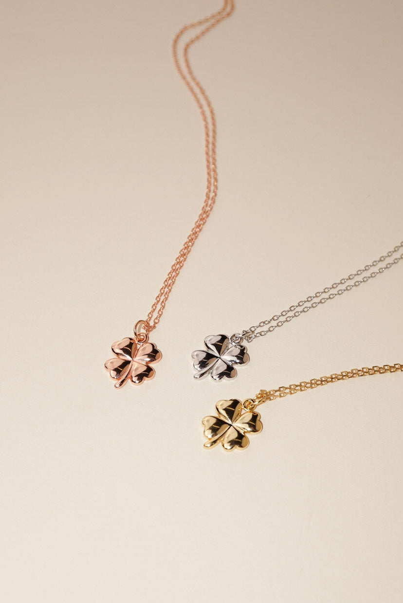 Clover necklace