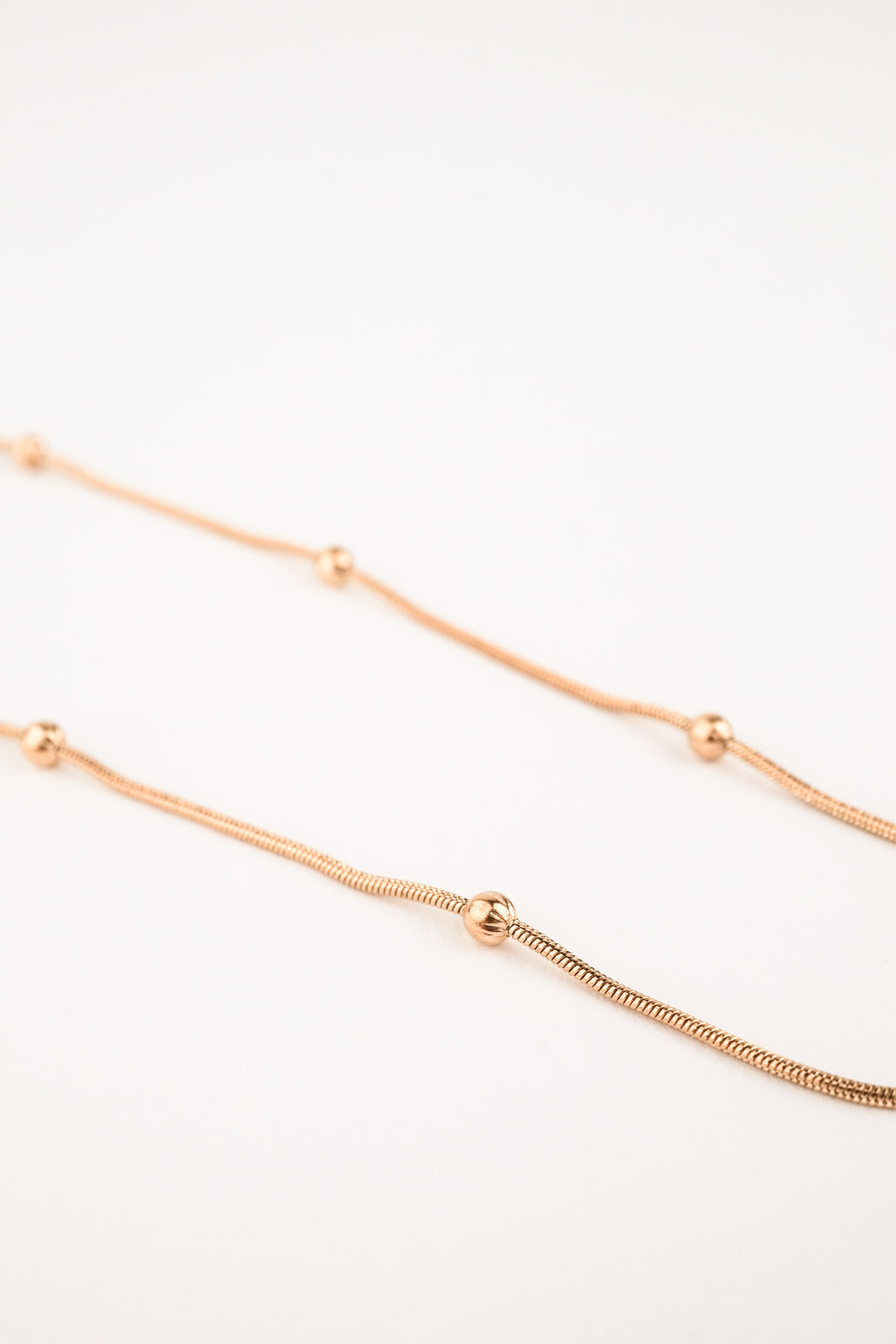 Rhea Satellite Snake Chain Necklace