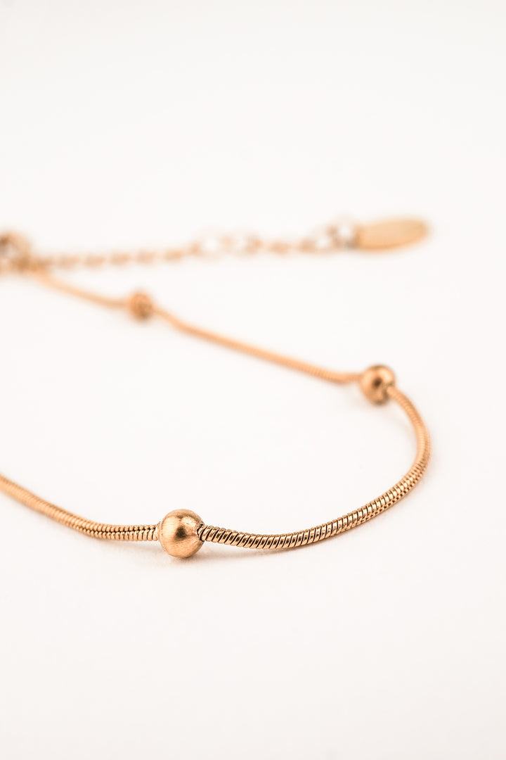 Rhea Satellite Snake Chain Essential Bracelet