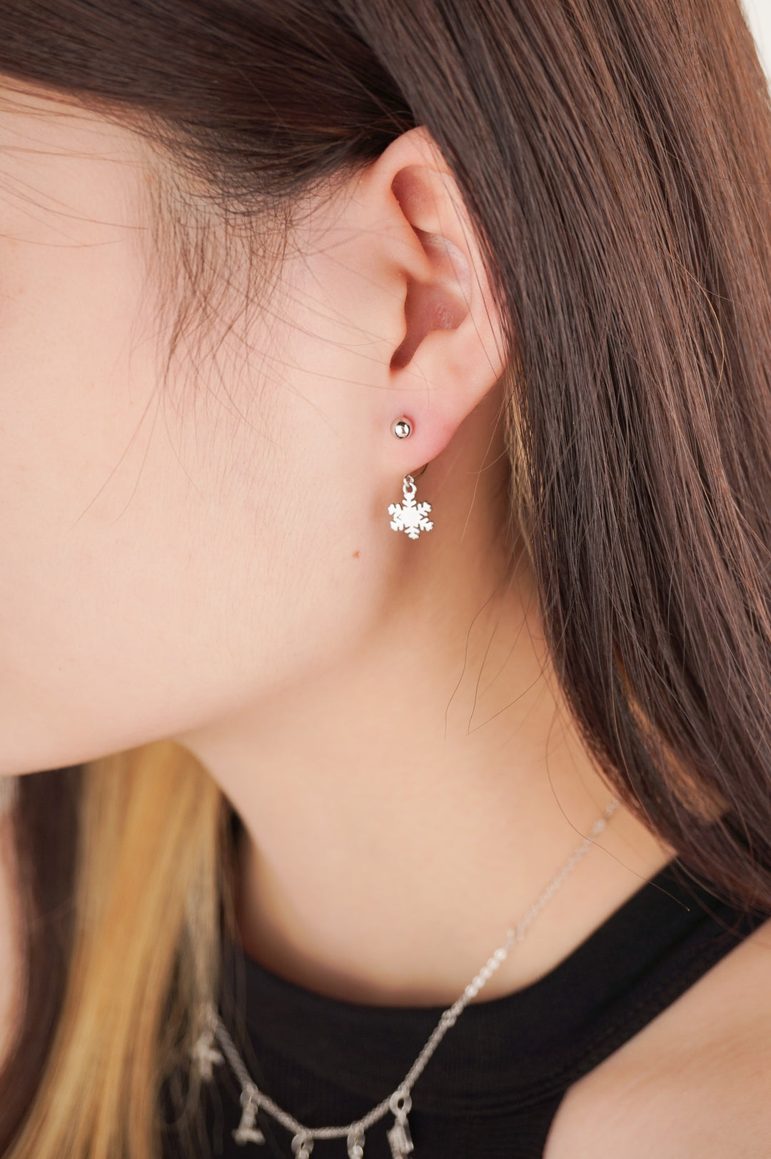 ESTELLE Snowflake Screwback Sterling Silver Earrings