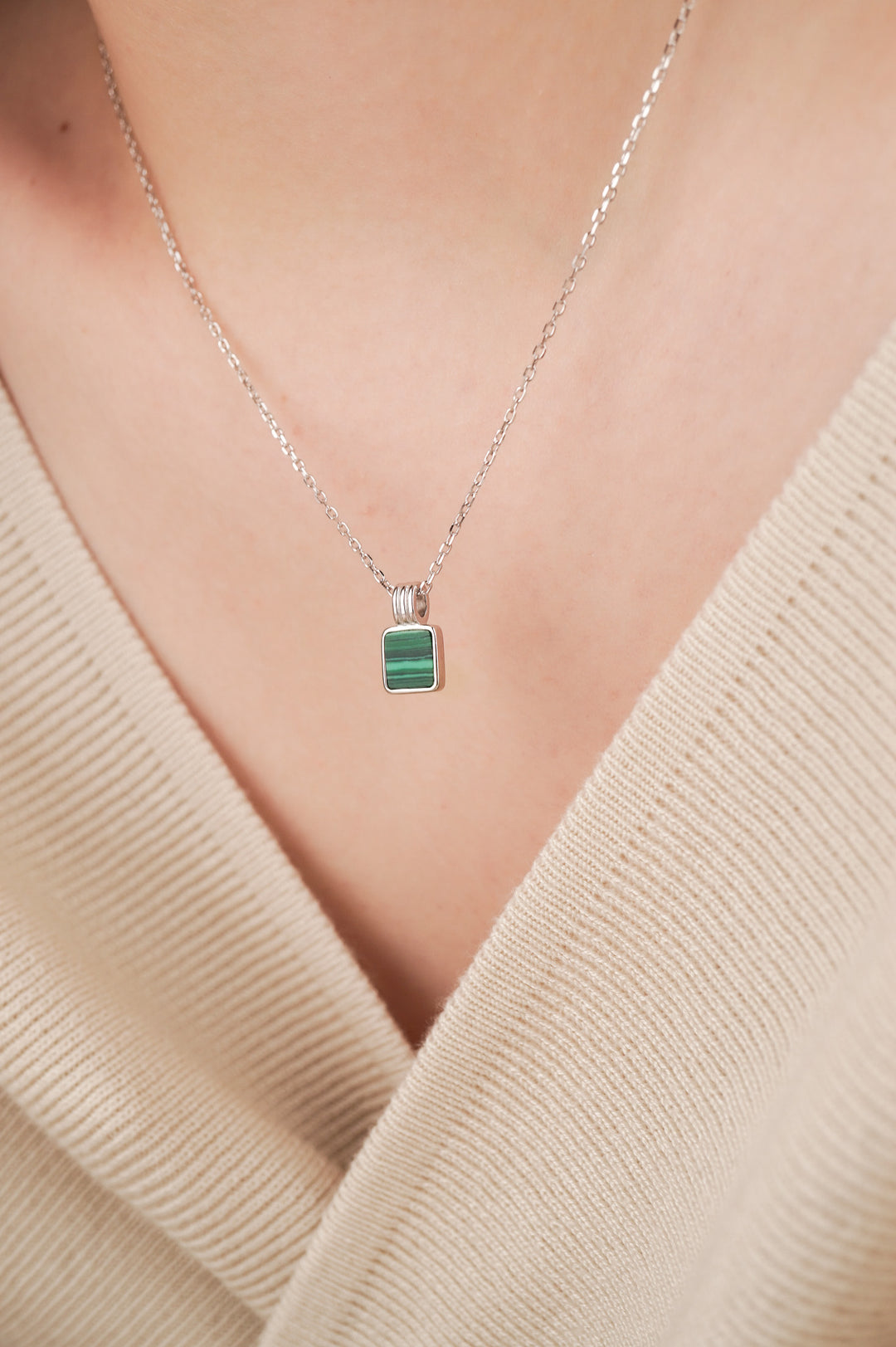 GREENE Square Necklace