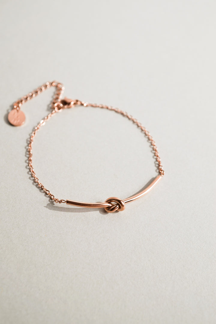 Knot Bracelet - Minimalist Lab