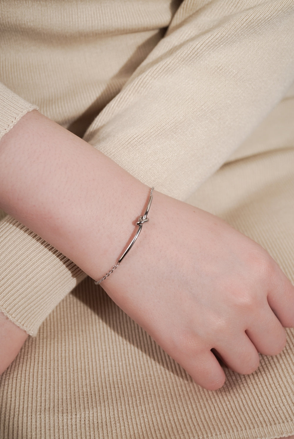 Knot Bracelet - Minimalist Lab